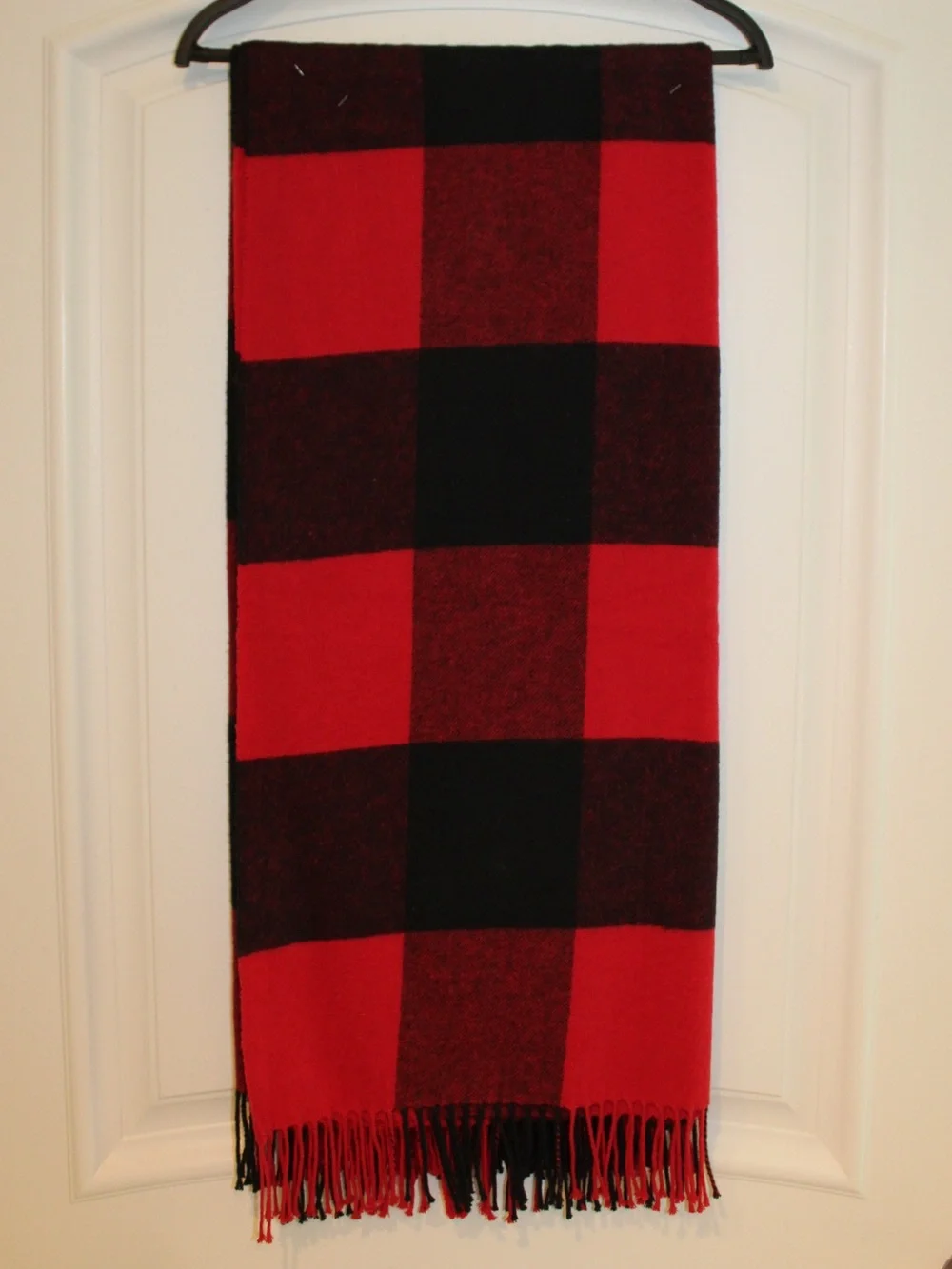 Buffalo plaid throw (NWT)